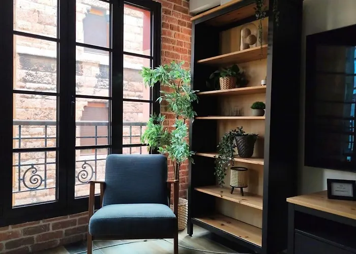 Parchis 2 * Χιχόν